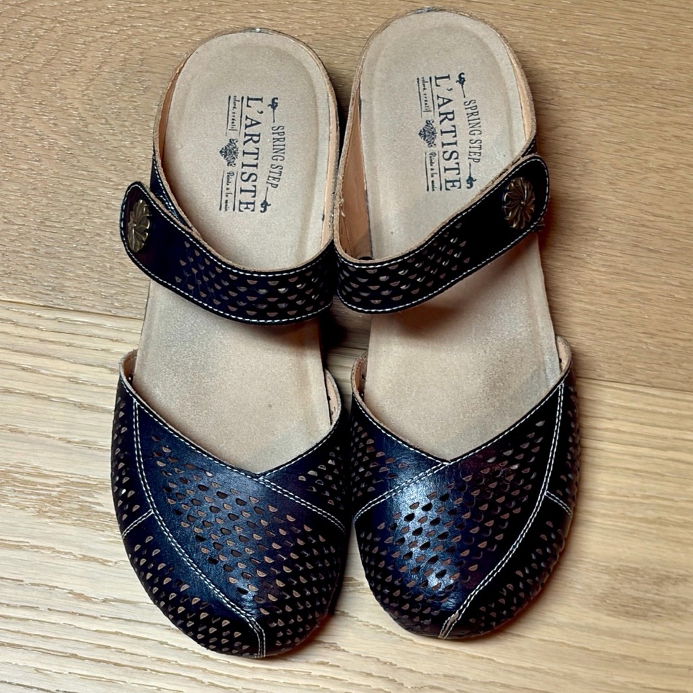 L’Artiste Women's Maryjane Shoes, size 41